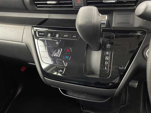 日産 ルークス ハイウェイスター Gターボ 栃木県 2024(令6)年 1.6万km ブラック ターボ/社外ナビ/アラウンドビューモニター/レーンキープアシスト/衝突被害軽減ブレーキ/革調シートカバー/純正15インチアルミホイール/左側パワースライドドア/前後コーナーセンサー/ドライブレコーダー/横滑り防止装置/フロアマット/プッシュスタート/スマートキー/スペアスマートキー