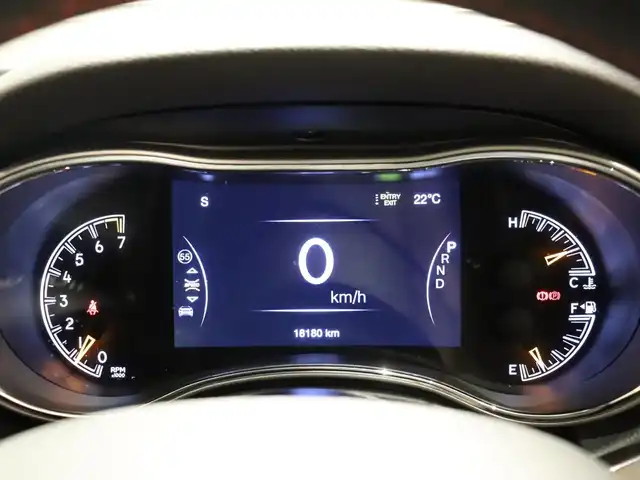 クライスラー・ジープ ジープ グランドチェロキー トレイルホーク 静岡県 2020(令2)年 1.9万km ダイヤモンドブラッククリスタル 4WD/限定152台/純正ナビ/バックカメラ/半革/シートヒーター/パワーシート/エアシート/パワーバックドア/ステアリングヒーター/シートベンチレーション/クルーズコントロール/ルーフレール/フルセグテレビ/ACC/ETC2/0/アイドリングストップ/スマートキー/プッシュスタート