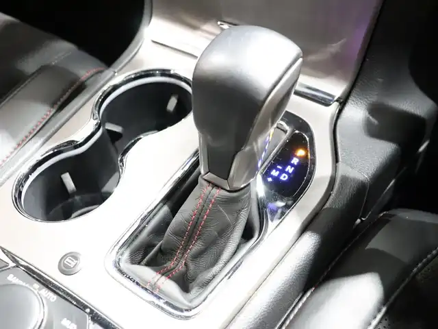 クライスラー・ジープ ジープ グランドチェロキー トレイルホーク 静岡県 2020(令2)年 1.9万km ダイヤモンドブラッククリスタル 4WD/限定152台/純正ナビ/バックカメラ/半革/シートヒーター/パワーシート/エアシート/パワーバックドア/ステアリングヒーター/シートベンチレーション/クルーズコントロール/ルーフレール/フルセグテレビ/ACC/ETC2/0/アイドリングストップ/スマートキー/プッシュスタート