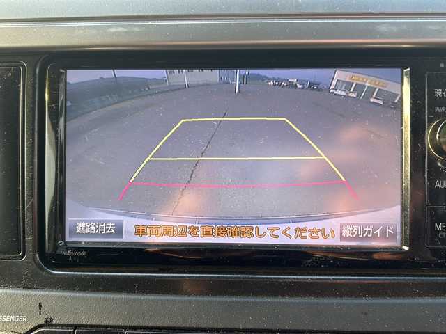 トヨタ ランドクルーザー プラド TX 福岡県 2015(平27)年 12.5万km ホワイトパールクリスタルシャイン 純正SDナビ【NSZT-W64T】/ビルトインETC/電格ウィンカーミラー/ステアリングスイッチ/バックカメラ/MTモード付AT/純正17インチAW/純正フロアマット