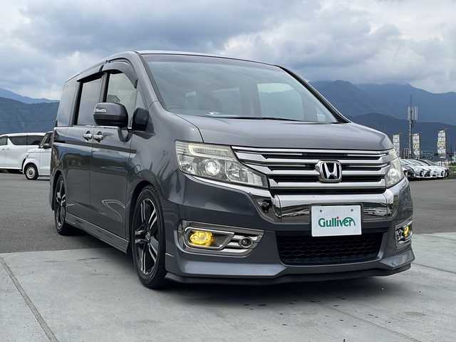 ホンダ ステップワゴン スパーダ Z クールスピリット 山梨県 2012(平24)年 11.8万km ポリッシュドメタルメタリック 純正ナビ/TV／ＣＤ／ＤＶＤ/バックモニター/ＥＴＣ　/クルーズコントロール/両側パワースライドドア/オートライト/純正１７ＡＷ/純正フロアマット/スマートキー　/オートエアコン/アイドリングストップ