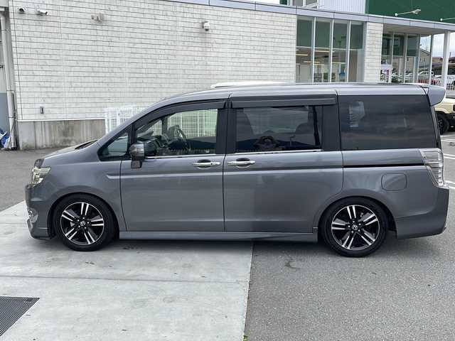 ホンダ ステップワゴン スパーダ Z クールスピリット 山梨県 2012(平24)年 11.8万km ポリッシュドメタルメタリック 純正ナビ/TV／ＣＤ／ＤＶＤ/バックモニター/ＥＴＣ　/クルーズコントロール/両側パワースライドドア/オートライト/純正１７ＡＷ/純正フロアマット/スマートキー　/オートエアコン/アイドリングストップ