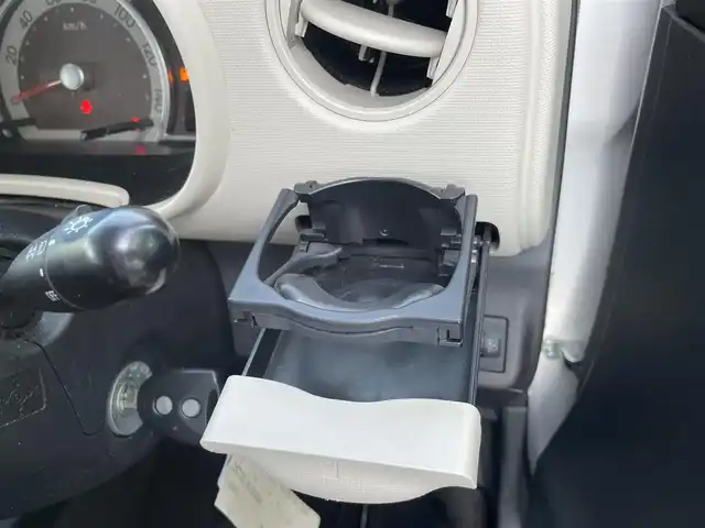 ダイハツ ミラ ココア L 島根県 2015(平27)年 8.2万km パールホワイトⅢ 社外SDナビ(Bluetooth/AM/FM)/CD/DVD/フルセグTV/ETC/ドリンクホルダー/ドアバイザー/禁煙車/エコアイドル機能/ベンチシート/純正フロアマット/盗難防止装置/エアバック(運転席・助手席)/ABS