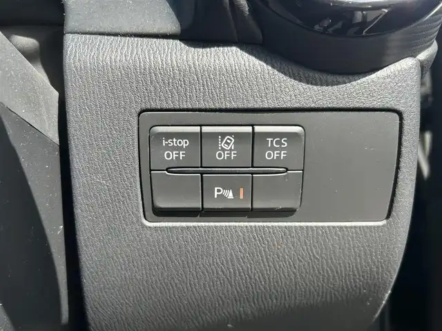 マツダ ＣＸ－３ 20S プロアクティブ 静岡県 2017(平29)年 2.7万km ジェットブラックマイカ 純正ナビ/　（フルセグTV/Bluetooth/DVD）/衝突被害軽減システム/横滑り防止装置/前後コーナーセンサー/レーンキープアシスト/ヘッドアップディスプレイ/ブラインドスポットモニター/クルーズコントロール/バックカメラ/ハーフレザーシート/運転席パワーシート/シートメモリー/前席シートヒーター/ステアリングヒーター/ビルトインETC/プッシュスタート/スマートキー/スペアキー/LEDヘッドライト/オートハイビーム/オートライト/純正18インチアルミホイール/純正フロアマット/保証書/取扱説明書