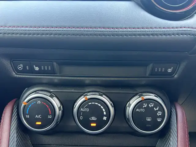 マツダ ＣＸ－３ 20S プロアクティブ 静岡県 2017(平29)年 2.7万km ジェットブラックマイカ 純正ナビ/　（フルセグTV/Bluetooth/DVD）/衝突被害軽減システム/横滑り防止装置/前後コーナーセンサー/レーンキープアシスト/ヘッドアップディスプレイ/ブラインドスポットモニター/クルーズコントロール/バックカメラ/ハーフレザーシート/運転席パワーシート/シートメモリー/前席シートヒーター/ステアリングヒーター/ビルトインETC/プッシュスタート/スマートキー/スペアキー/LEDヘッドライト/オートハイビーム/オートライト/純正18インチアルミホイール/純正フロアマット/保証書/取扱説明書