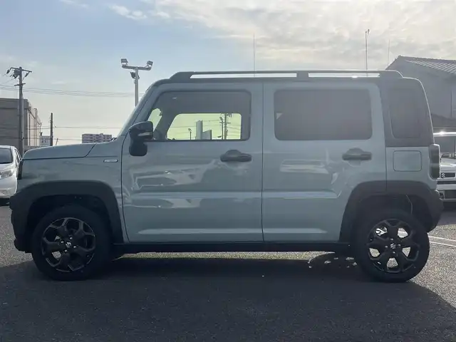 スズキ ハスラー タフワイルド 広島県 2025(令7)年 0.2万km オフブルーメタリック/ブラック 2トーン スズキセーフティ/純正9インチナビ/（CD/DVD/Bluetooth/フルセグTV）/全方位カメラ/ETC/本革巻ステアリング/ステアリングリモコン/運転席・助手席シートヒーター/シートバックテーブル/純正LEDヘッドライト/純正15インチAW/スペアキー/プッシュスタート/コーナーセンサー/アイドリングストップ