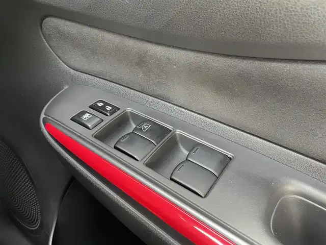 日産 ノート e－パワー ニスモ 埼玉県 2017(平29)年 1.3万km スーパーブラック /ワンオーナー//純正メモリナビ//フルセグTV//全方位カメラ//CD/DVD/Bluetooth//スマートキーx2//ETC//LEDヘッドライト//衝突軽減ブレーキ//車線逸脱警報//クリアランスソナー//Wエアバッグ&ABS//横滑り防止装置//スマートルームミラー//革巻きステアリング//オートライト//リヤフォグランプ//プライバシーガラス//ドアバイザー//純正16インチAW//新車時保証書//取扱説明書//ナビ取説