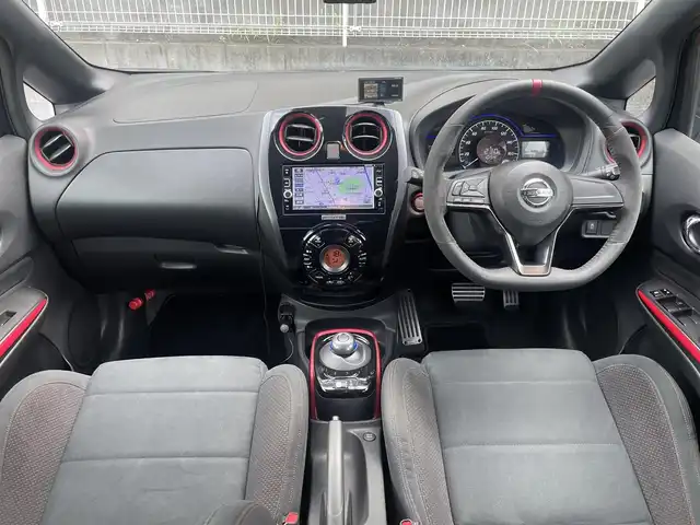 日産 ノート e－パワー ニスモ 埼玉県 2017(平29)年 1.3万km スーパーブラック /ワンオーナー//純正メモリナビ//フルセグTV//全方位カメラ//CD/DVD/Bluetooth//スマートキーx2//ETC//LEDヘッドライト//衝突軽減ブレーキ//車線逸脱警報//クリアランスソナー//Wエアバッグ&ABS//横滑り防止装置//スマートルームミラー//革巻きステアリング//オートライト//リヤフォグランプ//プライバシーガラス//ドアバイザー//純正16インチAW//新車時保証書//取扱説明書//ナビ取説