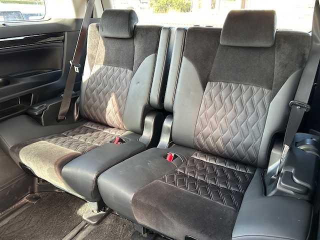 トヨタ アルファードハイブリット SR 静岡県 2017(平29)年 9.9万km ホワイトパールクリスタルシャイン ワンオーナー/純正メモリナビ/AM/FM/CD/DVD/BT/フルセグ/バックカメラ/フリップダウンモニター/両側パワースライドドア/純正フロアマット/クルーズコントロール/オートホールド/パワーバックドア/ビルトイン2.0ETC/ハーフレザーシート/オットマン（助手席・セカンドシート）