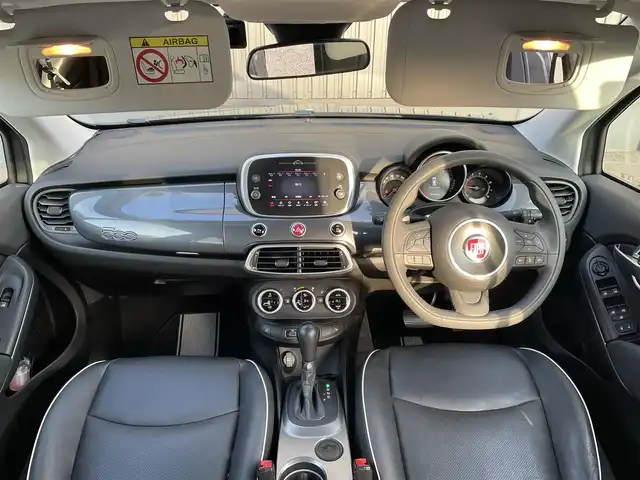 フィアット ５００Ｘ ポップスタープラス 青森県 2018(平30)年 3.6万km グレー レーダークルーズコントロール/ブラインドスポットモニター/パドルシフト/バックカメラ/ドライブレコーダー/ETC/Bluetooth/純正アルミホイール/純正フロアマット/前席シートヒーター/コーナーセンサー/オートライト/レーンキープアシスト/スマートキー/ステアリングスイッチ/ファッショングレー　カラーコード679