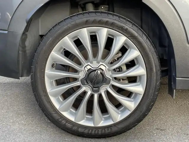 フィアット ５００Ｘ ポップスタープラス 青森県 2018(平30)年 3.6万km グレー レーダークルーズコントロール/ブラインドスポットモニター/パドルシフト/バックカメラ/ドライブレコーダー/ETC/Bluetooth/純正アルミホイール/純正フロアマット/前席シートヒーター/コーナーセンサー/オートライト/レーンキープアシスト/スマートキー/ステアリングスイッチ/ファッショングレー　カラーコード679