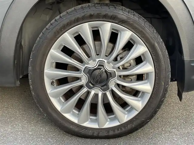 フィアット ５００Ｘ ポップスタープラス 青森県 2018(平30)年 3.6万km グレー レーダークルーズコントロール/ブラインドスポットモニター/パドルシフト/バックカメラ/ドライブレコーダー/ETC/Bluetooth/純正アルミホイール/純正フロアマット/前席シートヒーター/コーナーセンサー/オートライト/レーンキープアシスト/スマートキー/ステアリングスイッチ/ファッショングレー　カラーコード679