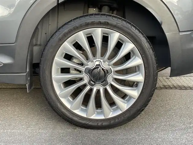 フィアット ５００Ｘ ポップスタープラス 青森県 2018(平30)年 3.6万km グレー レーダークルーズコントロール/ブラインドスポットモニター/パドルシフト/バックカメラ/ドライブレコーダー/ETC/Bluetooth/純正アルミホイール/純正フロアマット/前席シートヒーター/コーナーセンサー/オートライト/レーンキープアシスト/スマートキー/ステアリングスイッチ/ファッショングレー　カラーコード679