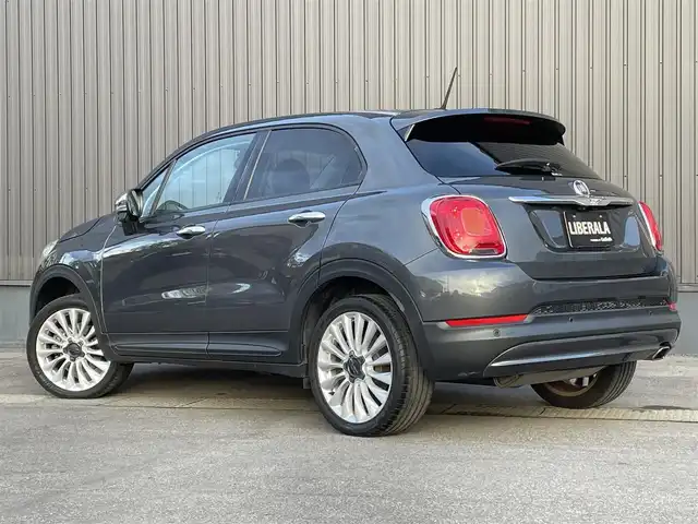 フィアット ５００Ｘ ポップスタープラス 青森県 2018(平30)年 3.6万km グレー レーダークルーズコントロール/ブラインドスポットモニター/パドルシフト/バックカメラ/ドライブレコーダー/ETC/Bluetooth/純正アルミホイール/純正フロアマット/前席シートヒーター/コーナーセンサー/オートライト/レーンキープアシスト/スマートキー/ステアリングスイッチ/ファッショングレー　カラーコード679