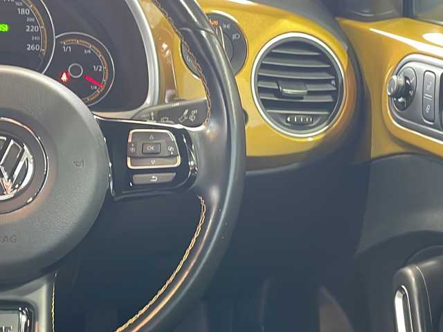 フォルクスワーゲン ザ・ビートル デューン 愛媛県 2018(平30)年 4.3万km 黒 純正ナビ/フルセグＴＶ/Bluetooth/ＣＤ／ＤＶＤ/ＦＭ／ＡＭ/バックカメラ/ＥＴＣ/ステアリングスイッチ/パドルシフト/ブラインドスポットモニター/ハーフレザーシート/純正１８インチアルミホイール/オートライト/スマートキー/プッシュスタート