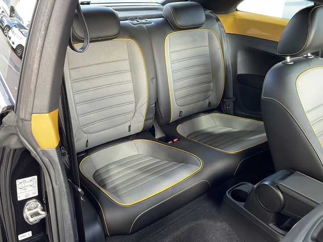 フォルクスワーゲン ザ・ビートル デューン 愛媛県 2018(平30)年 4.3万km 黒 純正ナビ/フルセグＴＶ/Bluetooth/ＣＤ／ＤＶＤ/ＦＭ／ＡＭ/バックカメラ/ＥＴＣ/ステアリングスイッチ/パドルシフト/ブラインドスポットモニター/ハーフレザーシート/純正１８インチアルミホイール/オートライト/スマートキー/プッシュスタート