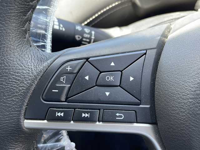 日産 セレナ ハイウェイスター Vセレクション 新潟県 2018(平30)年 7.7万km ダイヤモンドブラック 4WD/フルセグテレビ/純正ナビ（Bluetooth/DTV/FM/AM）/バックカメラ/全周囲カメラ/両側パワースライドドア/アイドリングストップ/パーキングアシスト/ビルトインETC/オートホールド/ウィンカーミラー/ドアバイザー/オートライト/電格ミラー/冬タイヤ積載