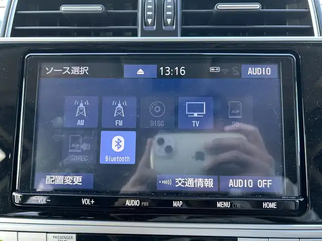 トヨタ ランドクルーザー プラド TX Lパッケージ 沖縄県 2019(平31)年 6.8万km ブラック 県外仕入れ/禁煙車/ワンオーナー/純正9インチナビ/（フルセグTV CD DVD Bluetooth)/バックカメラ/ETC/前後ドライブレコーダー/シートヒーター/エアシート/クリアランスソナー/Toyota Safety Sense/・プリクラッシュセーフティ/・レーンディパーチャーアラート/・オートマチックハイビーム/レーダークルーズコントロール/オートライト/アイドリングストップ/19インチ純正AW/純正フロアマット/ルーフレール/ダウンヒルアシストコントロール/センターデフロック