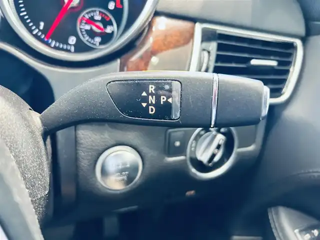 メルセデス・ベンツ ＧＬＥ３５０ｄ 4MATIC 大阪府 2016(平28)年 4.2万km ダイヤモンドホワイト レーダーセーフティP/サンルーフ/ACC/純正18インチAW/LEDヘッドライト/電動リアゲート/ブラインドスポット/クリアランスソナー/パドルシフト/ルーフレール/黒革/メモリ付きパワーシート/シートヒーター/ETC/ドラレコ