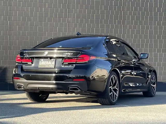 ＢＭＷ ５２３ｄ xDrive Mスポーツ EDジョイ+ 三重県 2020(令2)年 5万km サファイアブラックP 白革　/電動トランク　/アンビエントライト　/純正ナビ　/フルセグＴＶ　/カープレイ　/Ｂｌｕｅｔｏｏｔｈ　/ＥＴＣ　/前後ドライブレコーダー　/純正１９ＡＷ　/シートヒーター　/パワーシート　/インテリジェントセーフティ