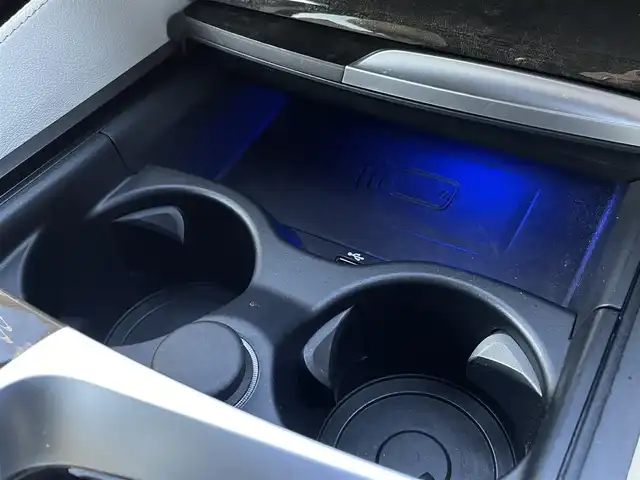 ＢＭＷ ５２３ｄ xDrive Mスポーツ EDジョイ+ 三重県 2020(令2)年 5万km サファイアブラックP 白革　/電動トランク　/アンビエントライト　/純正ナビ　/フルセグＴＶ　/カープレイ　/Ｂｌｕｅｔｏｏｔｈ　/ＥＴＣ　/前後ドライブレコーダー　/純正１９ＡＷ　/シートヒーター　/パワーシート　/インテリジェントセーフティ