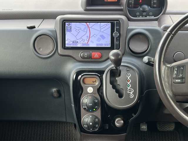 トヨタ スペイド G 埼玉県 2013(平25)年 14.8万km ホワイトパールクリスタルシャイン ＥＴＣ　/ワンオーナー　/純ナビ　/バックカメラ　/純フロア　/片側Ｐスライドドア　/ＢＴ／ＳＤ／ＡＭ／ＦＭ／ＣＤ／ＤＶＤ／フルセグ　/Ｄ席シートヒーター　/ＴＲＣ　/イモビライザー　/ステモリ/ハロゲン/Pスタート/Pミラー/オートライト/スペアキー１本　/IAT/保証書　/取扱説明書