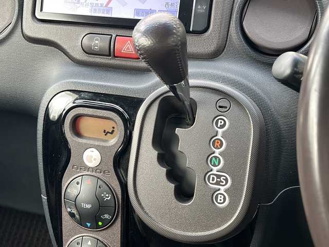 トヨタ スペイド G 埼玉県 2013(平25)年 14.8万km ホワイトパールクリスタルシャイン ＥＴＣ　/ワンオーナー　/純ナビ　/バックカメラ　/純フロア　/片側Ｐスライドドア　/ＢＴ／ＳＤ／ＡＭ／ＦＭ／ＣＤ／ＤＶＤ／フルセグ　/Ｄ席シートヒーター　/ＴＲＣ　/イモビライザー　/ステモリ/ハロゲン/Pスタート/Pミラー/オートライト/スペアキー１本　/IAT/保証書　/取扱説明書