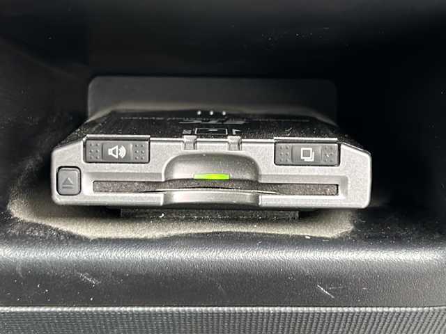 トヨタ スペイド G 埼玉県 2013(平25)年 14.8万km ホワイトパールクリスタルシャイン ＥＴＣ　/ワンオーナー　/純ナビ　/バックカメラ　/純フロア　/片側Ｐスライドドア　/ＢＴ／ＳＤ／ＡＭ／ＦＭ／ＣＤ／ＤＶＤ／フルセグ　/Ｄ席シートヒーター　/ＴＲＣ　/イモビライザー　/ステモリ/ハロゲン/Pスタート/Pミラー/オートライト/スペアキー１本　/IAT/保証書　/取扱説明書