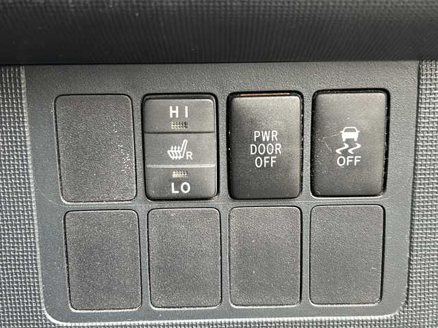 トヨタ スペイド G 埼玉県 2013(平25)年 14.8万km ホワイトパールクリスタルシャイン ＥＴＣ　/ワンオーナー　/純ナビ　/バックカメラ　/純フロア　/片側Ｐスライドドア　/ＢＴ／ＳＤ／ＡＭ／ＦＭ／ＣＤ／ＤＶＤ／フルセグ　/Ｄ席シートヒーター　/ＴＲＣ　/イモビライザー　/ステモリ/ハロゲン/Pスタート/Pミラー/オートライト/スペアキー１本　/IAT/保証書　/取扱説明書