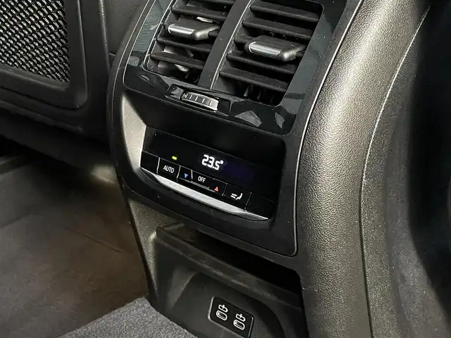 ＢＭＷ Ｘ３ xDrive20d Mスポーツ 長野県 2021(令3)年 2.8万km アルピンホワイト 1オーナー/ AppleCarPlay/ ACC/ レーンチェンジウォーニング/ ハーフレザーシート/ PWシート/ シートヒーター/ ヘッドアップディスプレイ/ 純正ナビ/ 360°カメラ/ PDC/ 純正20インチAW/ パワーバックドア/ ETC/ LEDヘッドライト