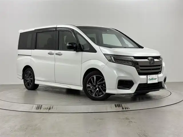 ホンダ ステップワゴン スパーダ クルスピセンシング 埼玉県 2020(令2)年 4.2万km プラチナホワイトパール ＢＬＡＣＫ　ＳＴＹＬＥ　/純正ナビ　（CD/BT/SD/FM/AM)/地デジフルセグ　/純正フリップダウンモニター　/マルチビューカメラ　/運転席＆助手席シートヒーター　/トリプルゾーンフルオートエアコン　/ＬＥＤヘッドライト　/ホンダセンシング/わくわくゲート/サイド・カーテンエアバッグ/純正17インチアルミホイール/ETC2.0車載器/純正フロアマット/ドライブレコーダー(前方)