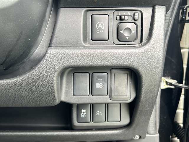 日産 デイズ ハイウェイスターX 兵庫県 2017(平29)年 4.8万km ブラック 社外オーディオ（ＡＭ・ＦＭ・ブルートゥース）　ドライブレコーダー　バックカメラ　全周囲モニター　プッシュスタート　アイドリングストップ　横滑り防止機能　オートライト　オートハイビーム　ＥＴＣ