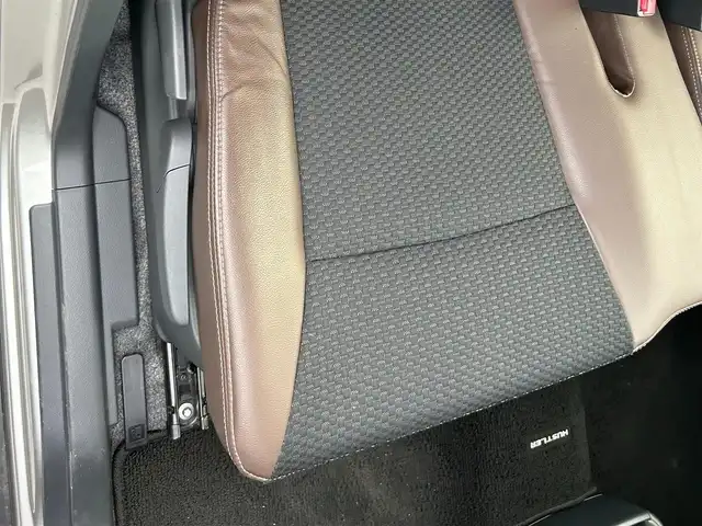 スズキ ハスラー タフワイルド 岡山県 2018(平30)年 4.2万km スチールシルバーメタリック/ブラック 2トーン パイオニアディスプレオオーディオ 　PVH-9300DVSZS/Bluetooth、AM、FM、CD、DVD/バックカメラ/純正フロアマット/前席シートヒーター/車線逸脱警報システム/横滑り防止装置/盗難防止装置