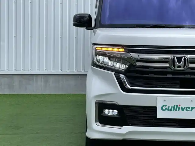 ホンダ Ｎ ＢＯＸ カスタム L コーディネートスタイル 香川県 2023(令5)年 2.5万km プラチナホワイトパール 登録時走行距離:24976km/純正７インチナビ　/フルセグＴＶ/Ｂカメラ　/前後ドラレコ　/ビルトインＥＴＣ　/両パワスラ　/クルーズコントロール　/ＬＥＤヘッドライト　/純正ＡＷ　/ＡＡＣ　/オートライト　/プッシュスタート　/スマートキー