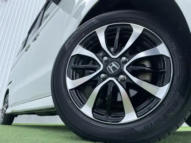 ホンダ Ｎ ＢＯＸ カスタム L コーディネートスタイル 香川県 2023(令5)年 2.5万km プラチナホワイトパール 登録時走行距離:24976km/純正７インチナビ　/フルセグＴＶ/Ｂカメラ　/前後ドラレコ　/ビルトインＥＴＣ　/両パワスラ　/クルーズコントロール　/ＬＥＤヘッドライト　/純正ＡＷ　/ＡＡＣ　/オートライト　/プッシュスタート　/スマートキー