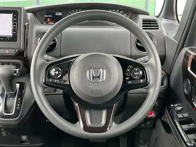 ホンダ Ｎ ＢＯＸ カスタム L コーディネートスタイル 香川県 2023(令5)年 2.5万km プラチナホワイトパール 登録時走行距離:24976km/純正７インチナビ　/フルセグＴＶ/Ｂカメラ　/前後ドラレコ　/ビルトインＥＴＣ　/両パワスラ　/クルーズコントロール　/ＬＥＤヘッドライト　/純正ＡＷ　/ＡＡＣ　/オートライト　/プッシュスタート　/スマートキー