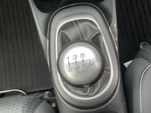 ホンダ ＣＲ－Ｚ α 滋賀県 2013(平25)年 5.5万km プレミアムノーザンライツバイオレットパール 車検令和8年3月まで/６MT/純正16インチアルミホイール/・アドバンネオバ（フロントタイヤ）/純正キセノンヘッドライト/・フォグランプ/ラルグス全長式車高調/車検対応フジツボマフラー/クルーズコントロール/純正HDDインターナビゲーション/・AM/FM/・CD/DVD/・フルセグTV/・USB/バックカメラ/純正ビルトインETC/スペアキー/取扱説明書/保証書