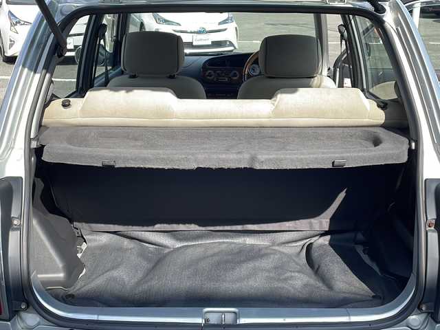 ダイハツ ミラ ジーノ 徳島県 2001(平13)年 4.4万km シルバーメタリック ドアバイザー/リヤデフォッガー/純正フロアマット/AM/FM/CD/MD/ハロゲンヘッドライト/NEXCTA 13インチアルミホイール/スペアキー/取扱説明書/新車時保証書