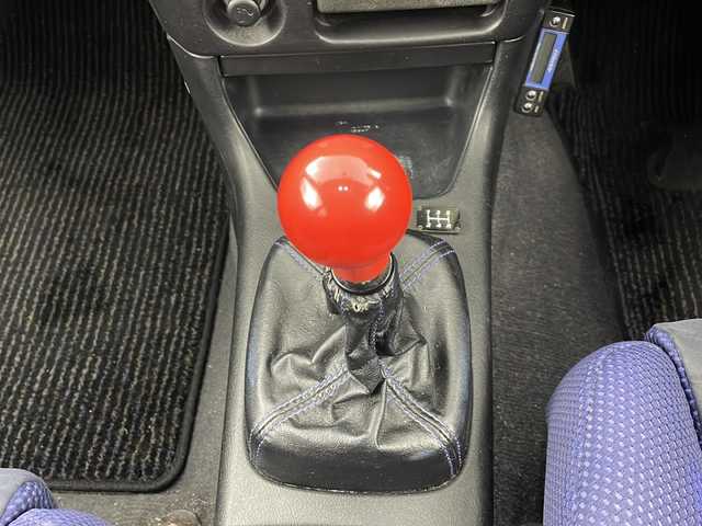 三菱 ランサー GSR エボリューションⅥ 愛知県 2000(平12)年 15万km スコーティアホワイト 4WD/ターボ/カーオーディオ【KW-MCD500】/(CD/MD/AM/FM)/OZ racing 17インチAW/personalステアリング /社外マフラー(フジツボ)/ブレンボキャリパー/レカロシート/社外LEDヘッドライト/Fフォグ/電格ミラー/オートエアコン/リモコンキー