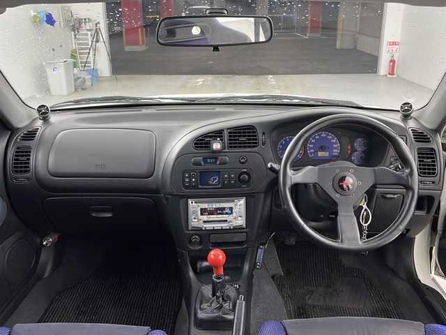 三菱 ランサー GSR エボリューションⅥ 愛知県 2000(平12)年 15万km スコーティアホワイト 4WD/ターボ/カーオーディオ【KW-MCD500】/(CD/MD/AM/FM)/OZ racing 17インチAW/personalステアリング /社外マフラー(フジツボ)/ブレンボキャリパー/レカロシート/社外LEDヘッドライト/Fフォグ/電格ミラー/オートエアコン/リモコンキー