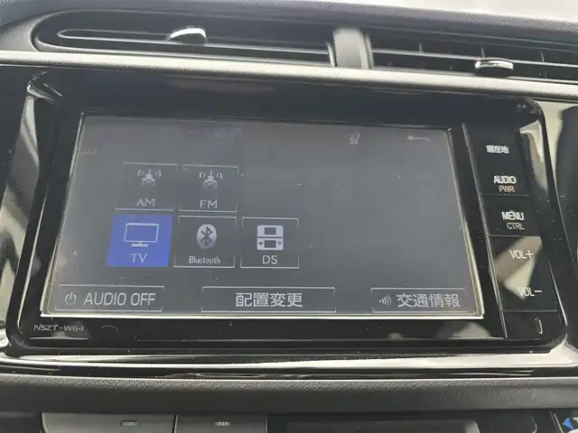 トヨタ アクア S 福岡県 2016(平28)年 18.5万km ライムホワイトパールクリスタルシャイン 純正メモリナビ（NSZT-W64）/（AM/FM/CD/BT/フルセグTV）/モデリスタエアロ（前・横・後・後下）/アイドリングストップ/プッシュスタートボタン/スマートキー/横滑り防止装置/純正フロアマット/純正LEDヘッドライト/社外１５インチアルミホイール/ETC/ドライブレコーダー