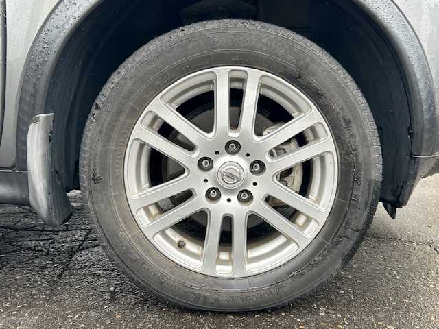 日産 ジューク 15RX タイプV 道東・釧路十勝 2011(平23)年 6.2万km ダークメタルグレー ワンオーナー/純正メモリーナビ/　　（DVD/CD/フルセグTV/Bluetooth）/バックカメラ/フォグライト/ヘッドライトレベライザー/電動格納ミラー/革巻きステアリング/運転席シートリフター/純正フロアマット/純正ドアバイザー/純正エンジンスターター/スマートキー/エンジンプッシュスタート/スペアキー/取扱説明書/保証書/ナビ取説/純正16インチアルミホイール