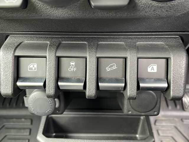 スズキ ジムニー シエラ JC 岩手県 2021(令3)年 3万km ジャングルグリーン ワンオーナー/純正SDナビ/AM/FM/CD/DVD/Bluetooth/フルセグTV/ビルトインETC/クルーズコントロール/衝突被害軽減ブレーキ/レーンキープアシスト/横滑り防止装置/シートヒーター/オートライト/LEDヘッドライト/フォグランプ/スマートキー/プッシュスタート/電動格納ミラー/純正15インチAW/フロアマット/保証書/取扱説明書