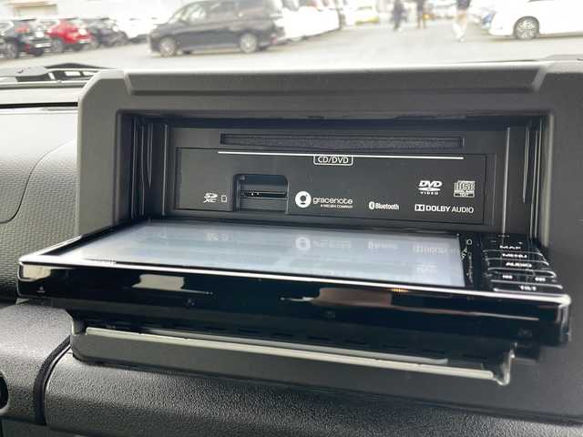 スズキ ジムニー シエラ JC 岩手県 2021(令3)年 3万km ジャングルグリーン ワンオーナー/純正SDナビ/AM/FM/CD/DVD/Bluetooth/フルセグTV/ビルトインETC/クルーズコントロール/衝突被害軽減ブレーキ/レーンキープアシスト/横滑り防止装置/シートヒーター/オートライト/LEDヘッドライト/フォグランプ/スマートキー/プッシュスタート/電動格納ミラー/純正15インチAW/フロアマット/保証書/取扱説明書