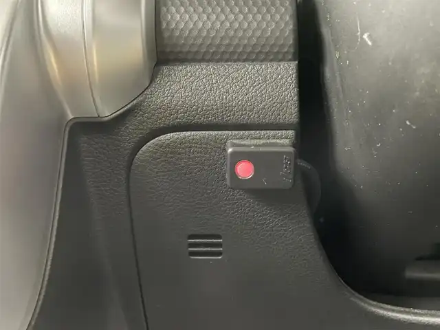 スズキ クロスビー HYBRID MZ 大分県 2019(令1)年 2.7万km スピーディーブルーメタリック 純正8インチメモリナビ/(CD/DVD/BT/フルセグTV)/全方位カメラ/バックカメラ/スマートキー/プッシュスタート/ETC/電格ミラー/ウィンカーミラー/オートライト/フォグランプ/LEDヘッドライト/クルーズコントロール/革巻きステアリング/ステアリングスイッチ/パドルシフト/純正16インチアルミホイール/ドアバイザー/純正ゴムフロアマット