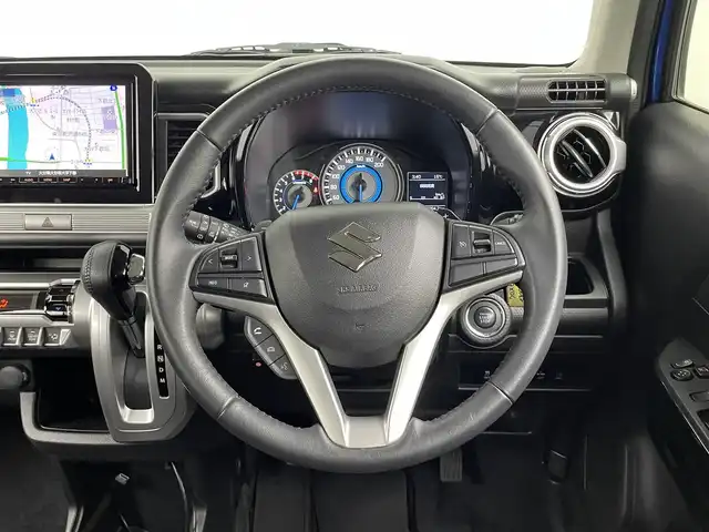 スズキ クロスビー HYBRID MZ 大分県 2019(令1)年 2.7万km スピーディーブルーメタリック 純正8インチメモリナビ/(CD/DVD/BT/フルセグTV)/全方位カメラ/バックカメラ/スマートキー/プッシュスタート/ETC/電格ミラー/ウィンカーミラー/オートライト/フォグランプ/LEDヘッドライト/クルーズコントロール/革巻きステアリング/ステアリングスイッチ/パドルシフト/純正16インチアルミホイール/ドアバイザー/純正ゴムフロアマット