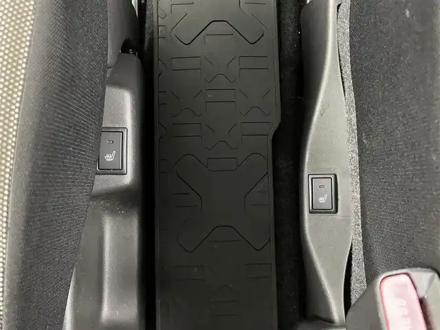 スズキ クロスビー HYBRID MZ 大分県 2019(令1)年 2.7万km スピーディーブルーメタリック 純正8インチメモリナビ/(CD/DVD/BT/フルセグTV)/全方位カメラ/バックカメラ/スマートキー/プッシュスタート/ETC/電格ミラー/ウィンカーミラー/オートライト/フォグランプ/LEDヘッドライト/クルーズコントロール/革巻きステアリング/ステアリングスイッチ/パドルシフト/純正16インチアルミホイール/ドアバイザー/純正ゴムフロアマット