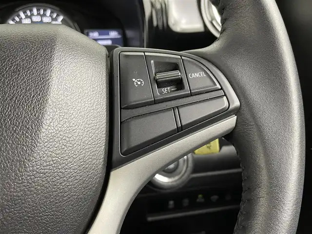 スズキ クロスビー HYBRID MZ 大分県 2019(令1)年 2.7万km スピーディーブルーメタリック 純正8インチメモリナビ/(CD/DVD/BT/フルセグTV)/全方位カメラ/バックカメラ/スマートキー/プッシュスタート/ETC/電格ミラー/ウィンカーミラー/オートライト/フォグランプ/LEDヘッドライト/クルーズコントロール/革巻きステアリング/ステアリングスイッチ/パドルシフト/純正16インチアルミホイール/ドアバイザー/純正ゴムフロアマット