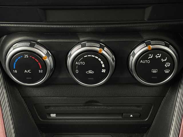 マツダ ＣＸ－３ XD プロアクティブ 新潟県 2017(平29)年 6.4万km セラミックM 4WD/純正ナビ/　　フルセグ/CD/DVD/BT/バックカメラ/レーダークルーズ/LEDオートライト/ステアリングスイッチ/パドルシフト/BSM/アイドリングストップ/スマートキー