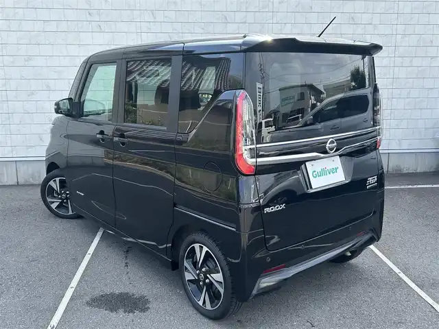 日産 ルークス HWS X プロパイロットED 静岡県 2022(令4)年 3.3万km ブラック レンタアップ　/純正ナビ　/・フルセグＴＶ　/・Ｂｌｕｅｔｏｏｔｈ接続　/・ＵＳＢ入力端子　/プロパイロット　/アラウンドビューモニター　/エマブレ　/両側パワスラ　/電動Ｐ・オートブレーキホールド　/前後コーナーセンサー/ＬＥＤオートライト/オートハイビーム/プッシュスタート/スマートキー/純正フロアマット/純正アルミホイール/ETC